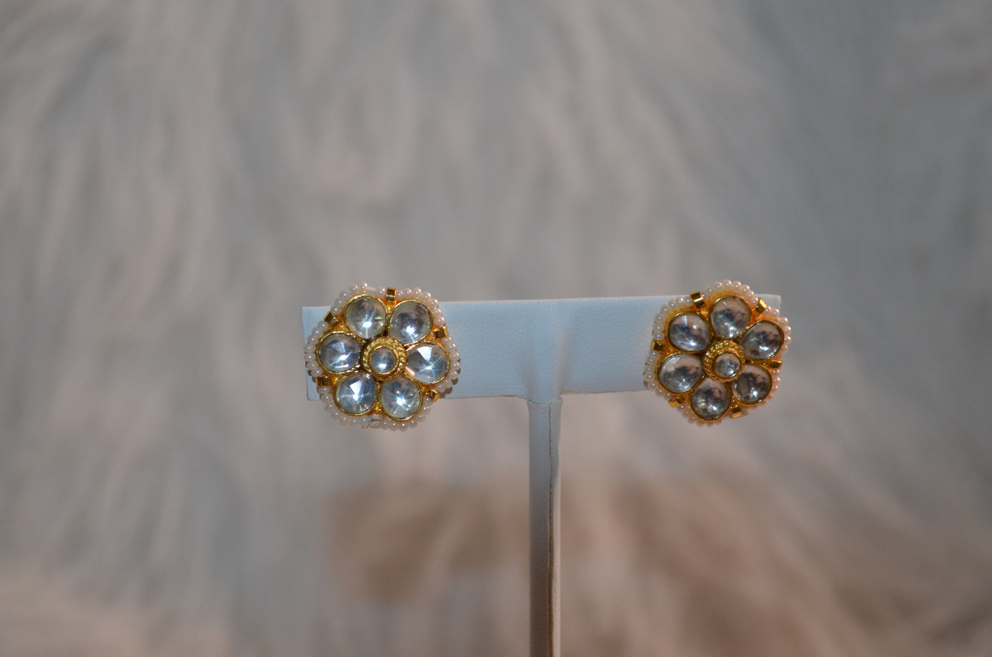 Hiba Floral Paachi Kundan Studs