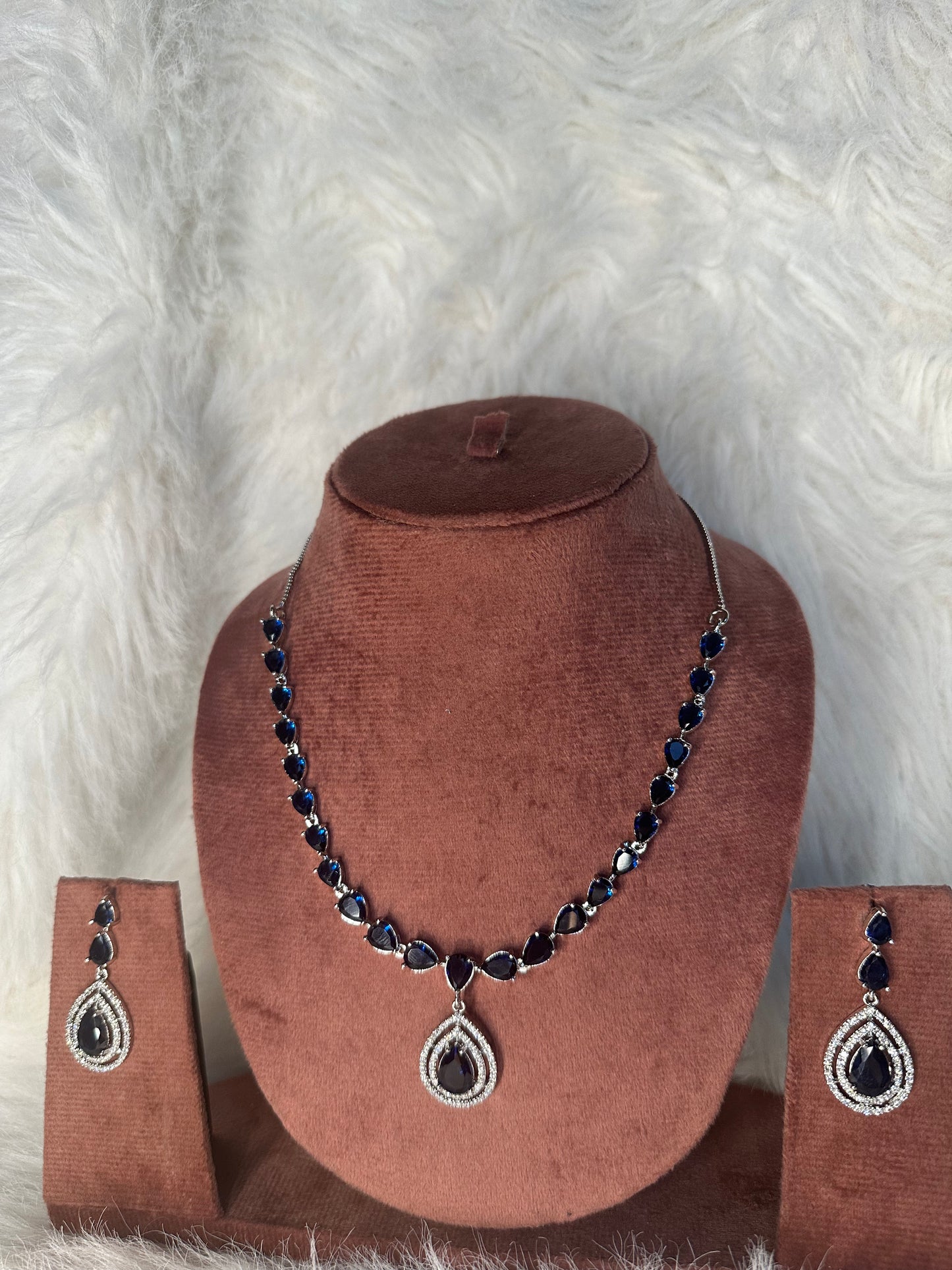 Safiyya American Diamond Necklace Set