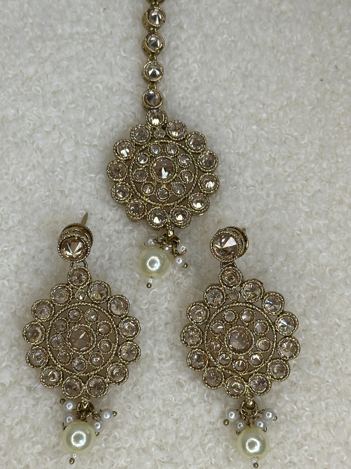 Zoe Gold Pearl Earrings & Tikka