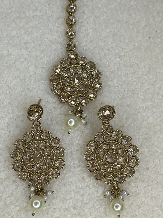 Zoe Gold Pearl Earrings & Tikka